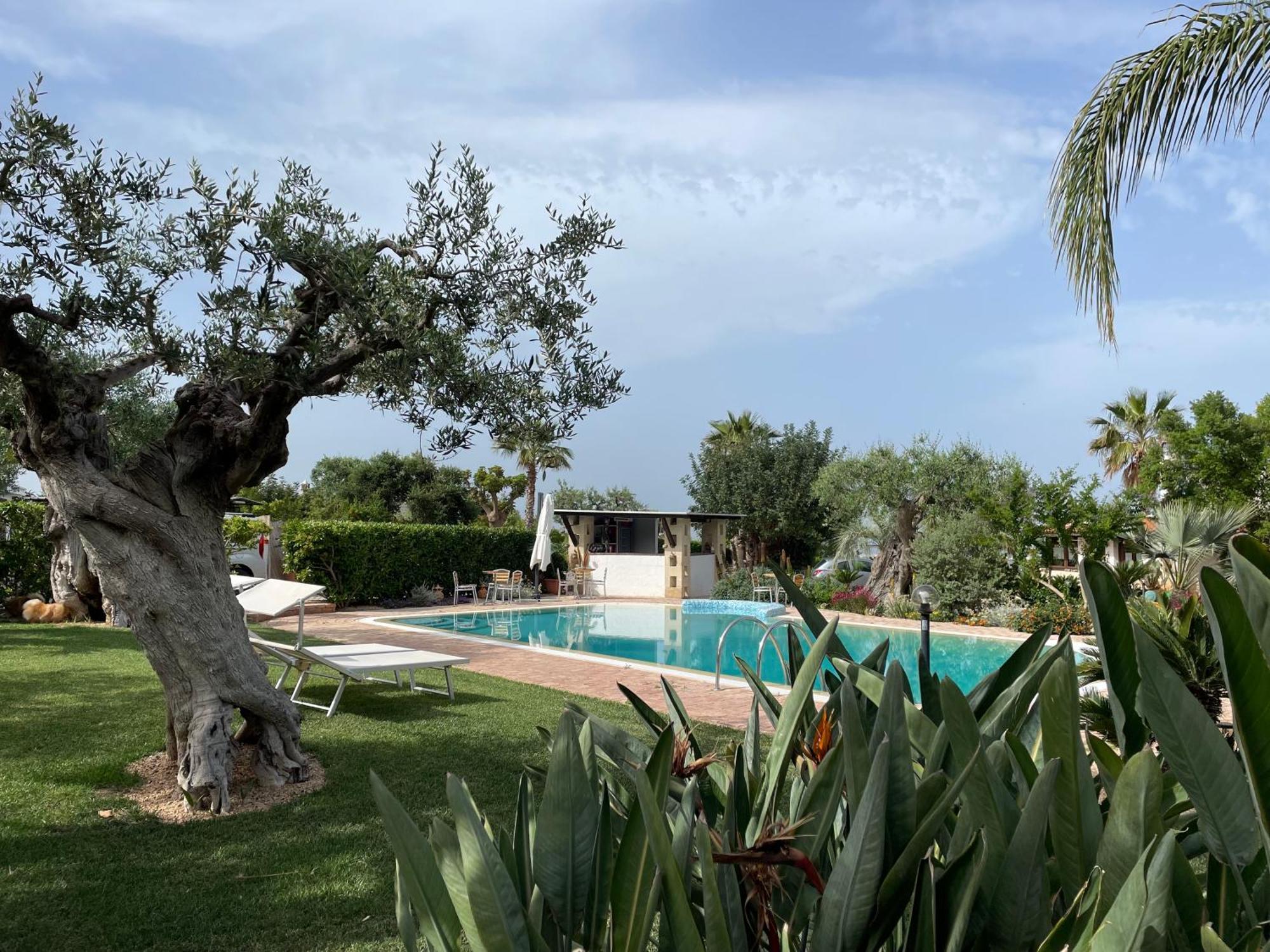 Alla Villa Di Angelo Monopoli Luaran gambar