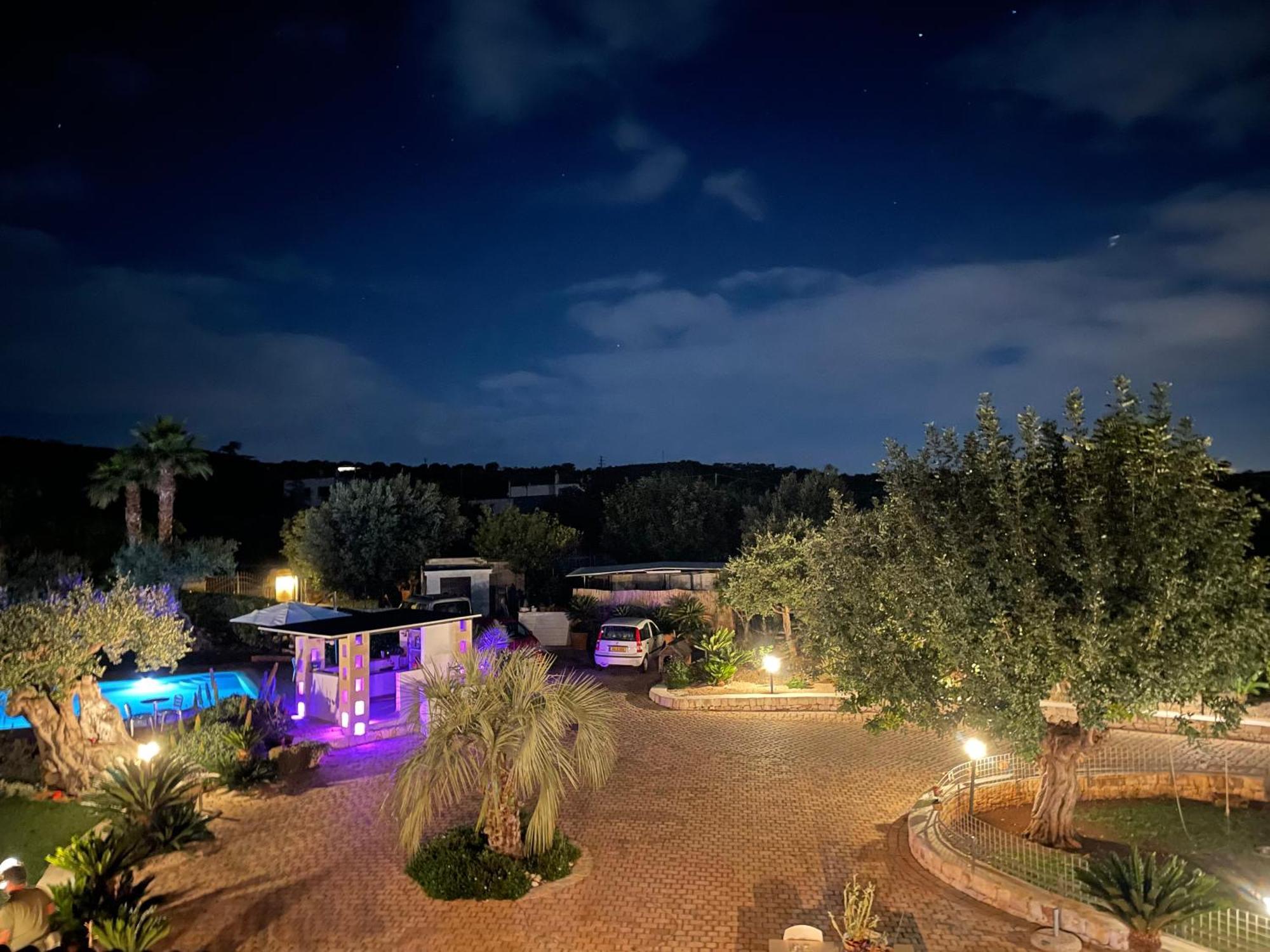 Alla Villa Di Angelo Monopoli Bilik gambar